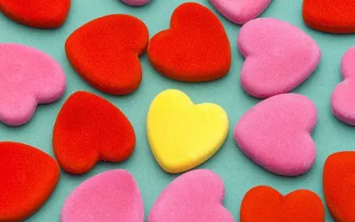 爱情是一面镜子，照见的是你自己-扣扣传情