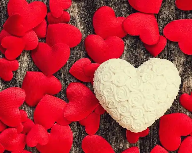 爱情是一面镜子，照见的是你自己-扣扣传情